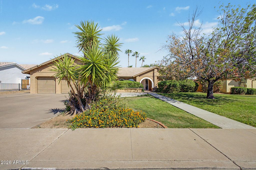 15217 N 60TH Street, Scottsdale, AZ 85254 — photo 2