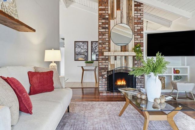 668 Buckeye Drive, Livermore, CA 94551