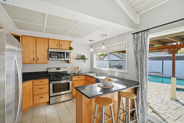 668 Buckeye Drive, Livermore, CA 94551