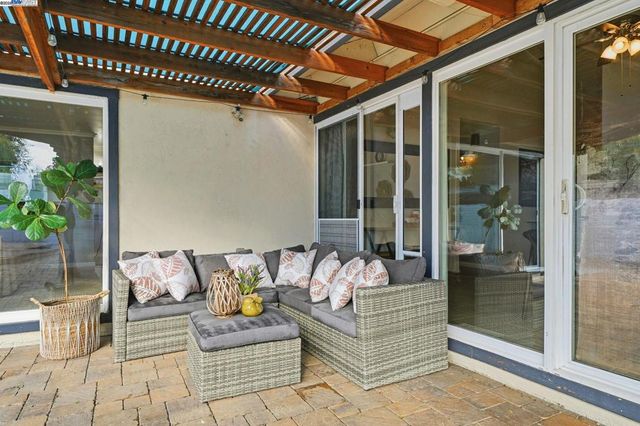 668 Buckeye Drive, Livermore, CA 94551