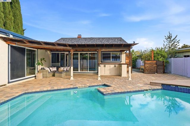 668 Buckeye Drive, Livermore, CA 94551