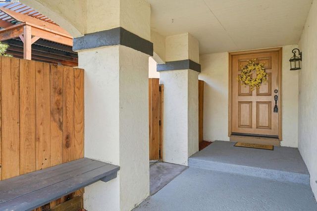 668 Buckeye Drive, Livermore, CA 94551