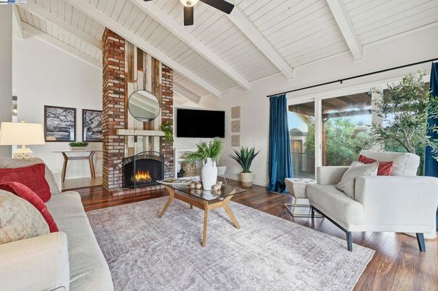 668 Buckeye Drive, Livermore, CA 94551