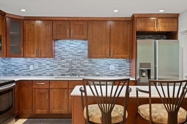 142 Commercial St 304, Boston, MA 02109