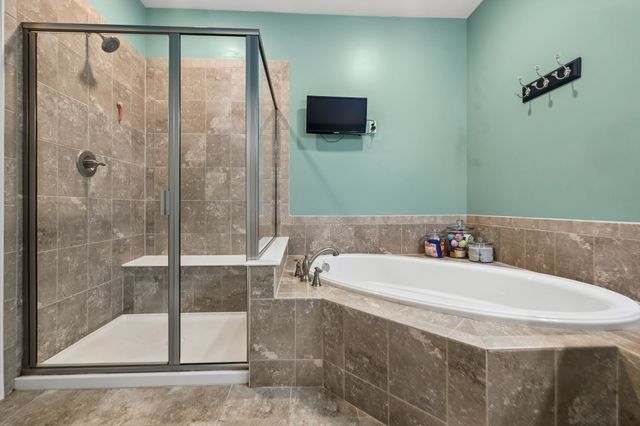 7016 Crimson Leaf Ln, College Grove, TN 37046