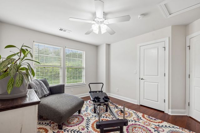 7016 Crimson Leaf Ln, College Grove, TN 37046