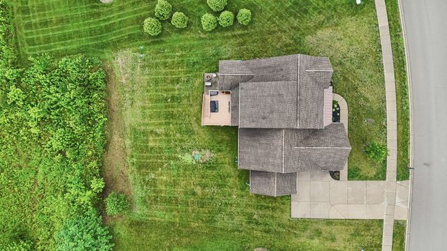 7016 Crimson Leaf Ln, College Grove, TN 37046