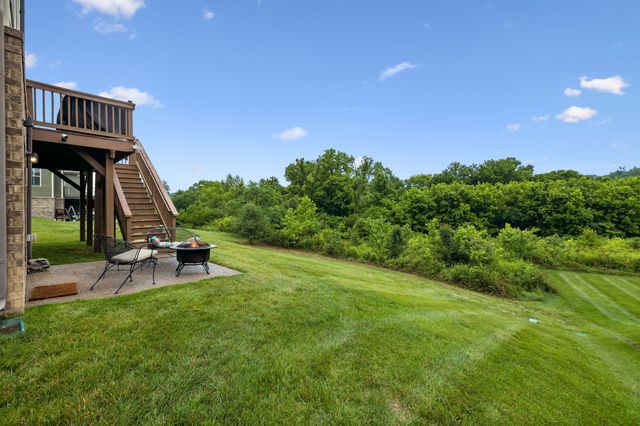 7016 Crimson Leaf Ln, College Grove, TN 37046