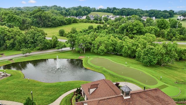 7016 Crimson Leaf Ln, College Grove, TN 37046