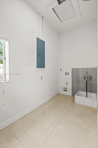 29170 Old Dixie Hwy, Homestead, FL 33033