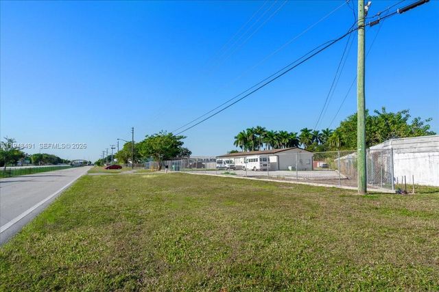 29170 Old Dixie Hwy, Homestead, FL 33033