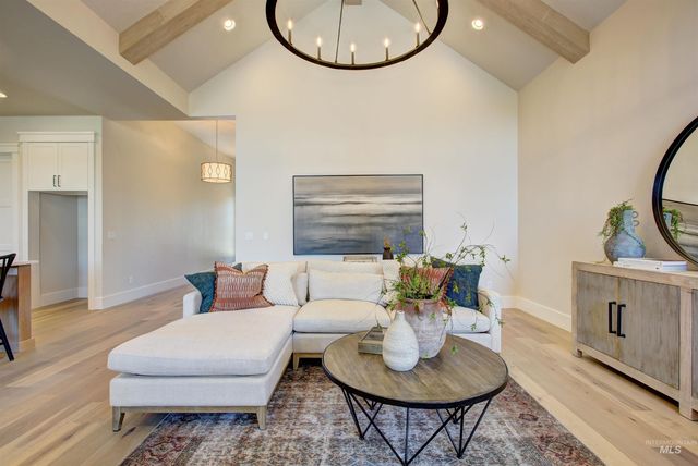 2599 E Cavern Dr, Meridian, ID 83642