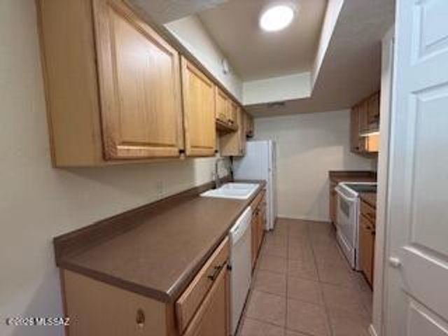 455 W Kelso St Apt 127, Tucson, AZ 85705