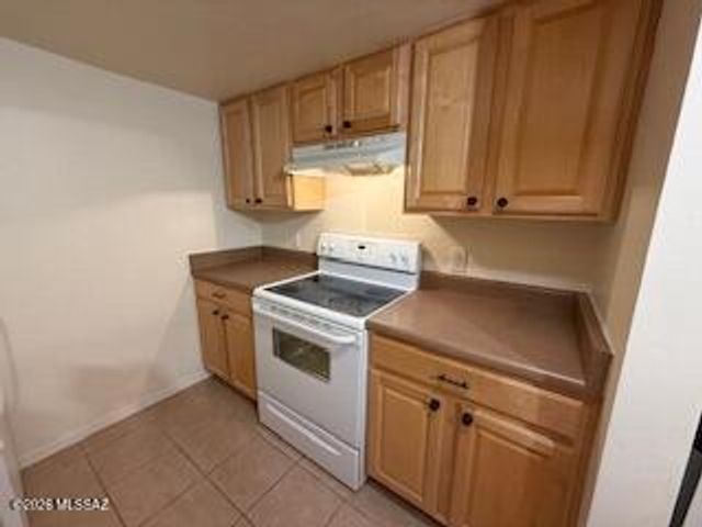 455 W Kelso St Apt 127, Tucson, AZ 85705