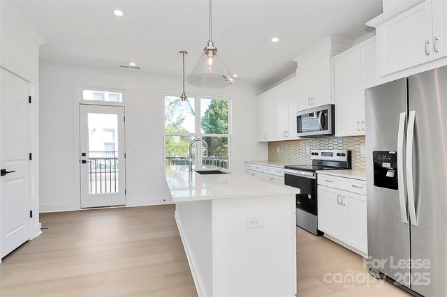 1103 Kokomo Lane, Charlotte, NC 28206