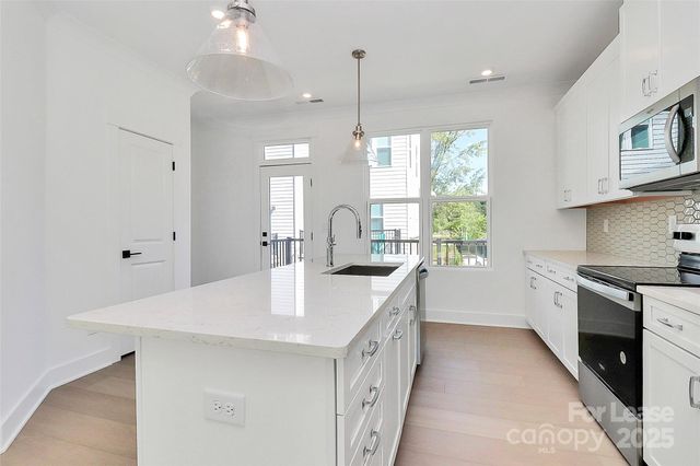 1103 Kokomo Lane, Charlotte, NC 28206