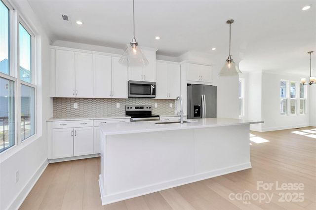 1103 Kokomo Lane, Charlotte, NC 28206