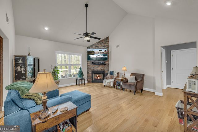 297 Hillandale Drive, Hartwell, GA 30643