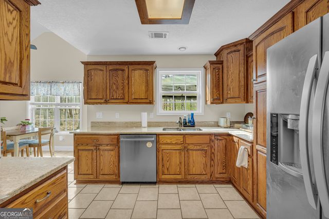 297 Hillandale Drive, Hartwell, GA 30643