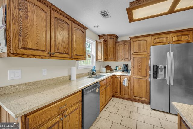 297 Hillandale Drive, Hartwell, GA 30643