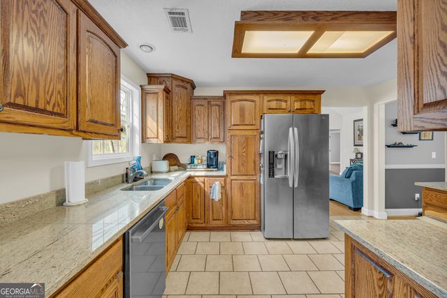 297 Hillandale Drive, Hartwell, GA 30643