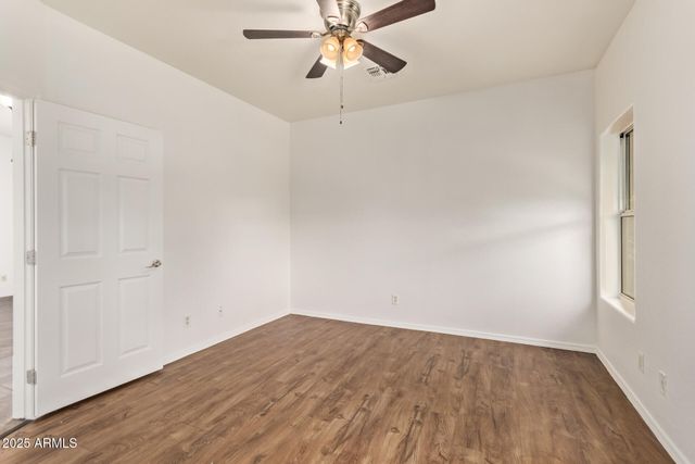 2950 W Louise Drive 204, Phoenix, AZ 85027