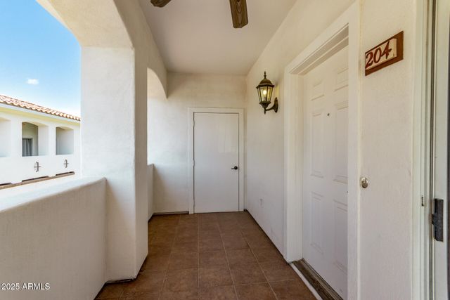 2950 W Louise Drive 204, Phoenix, AZ 85027