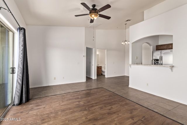 2950 W Louise Drive 204, Phoenix, AZ 85027