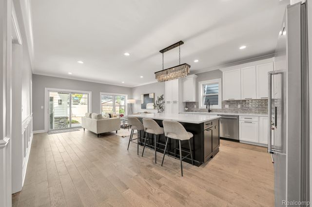 1929 Brookwood Avenue, Royal Oak, MI 48073