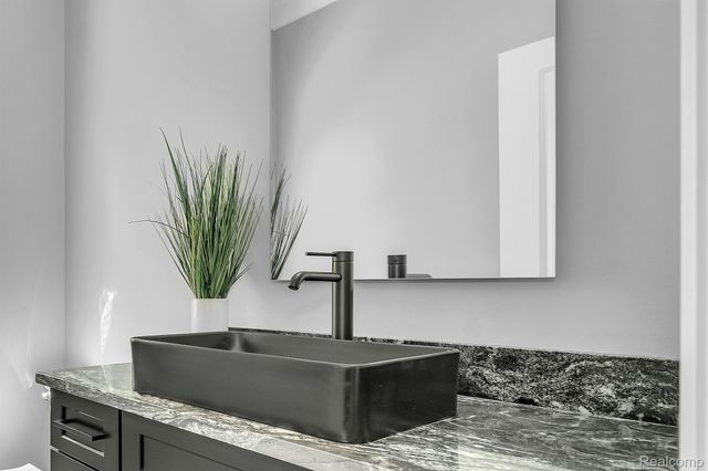 1929 Brookwood Avenue, Royal Oak, MI 48073