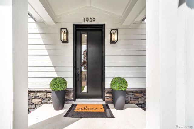1929 Brookwood Avenue, Royal Oak, MI 48073