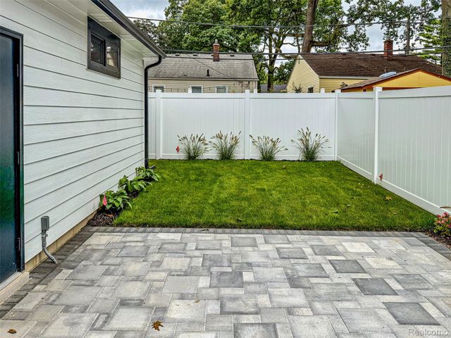 1929 Brookwood Avenue, Royal Oak, MI 48073