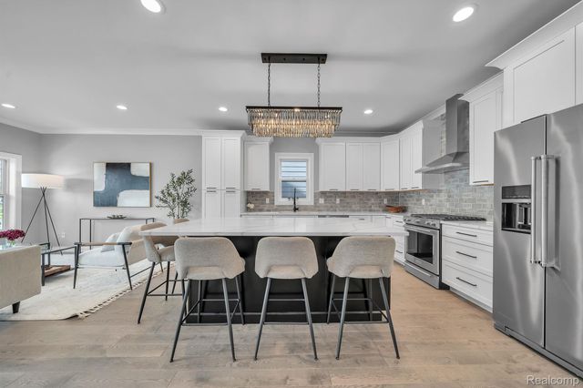 1929 Brookwood Avenue, Royal Oak, MI 48073