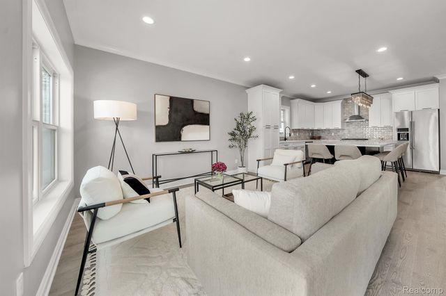 1929 Brookwood Avenue, Royal Oak, MI 48073