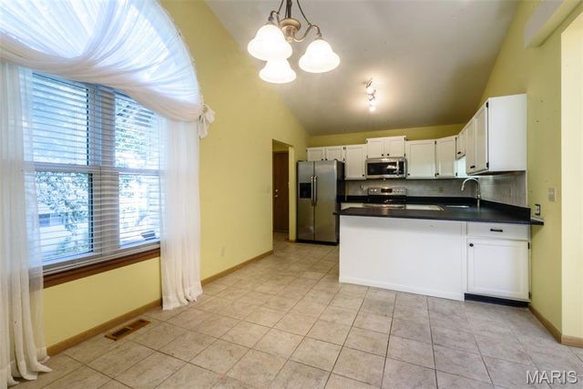 3935 Rhine Court, St Charles, MO 63304