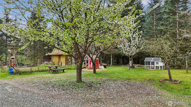 4116 NW Fir Tree Drive, Woodland, WA 98674