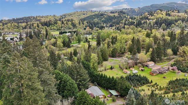 4116 NW Fir Tree Drive, Woodland, WA 98674
