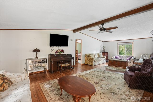 4116 NW Fir Tree Drive, Woodland, WA 98674