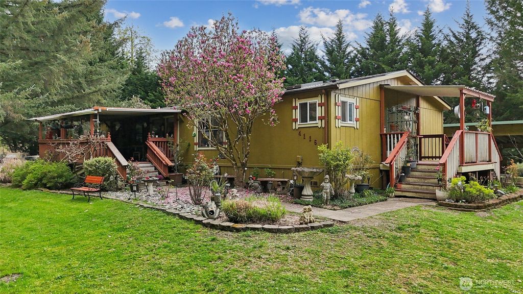 4116 NW Fir Tree Drive, Woodland, WA 98674