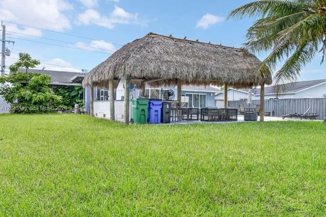 1000 W River Drive, Margate, FL 33063