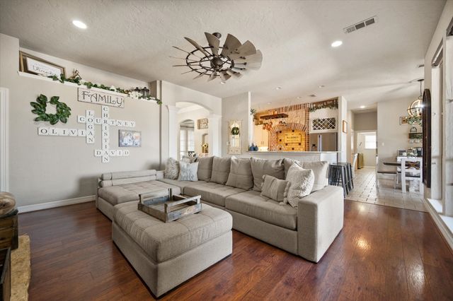 212 Ashmore Place, Haslet, TX 76052