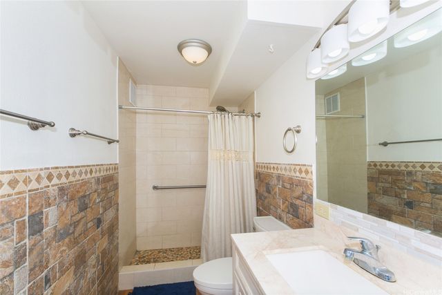 98-99 Uao Place, Aiea, HI 96701