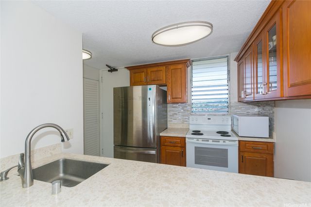 98-99 Uao Place, Aiea, HI 96701