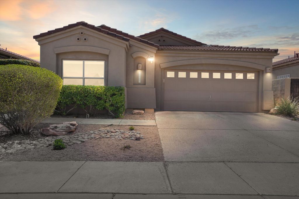 5416 BLUE JAY Lane NW, Albuquerque, NM 87120