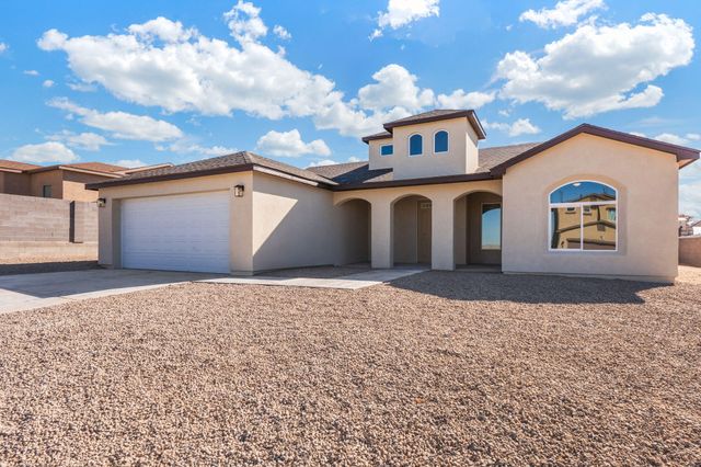 18 Bravo Road, Los Lunas, NM 87031