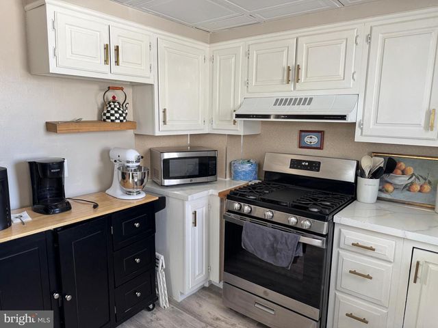 113 ISABEL AVE, Glenolden, PA 19036