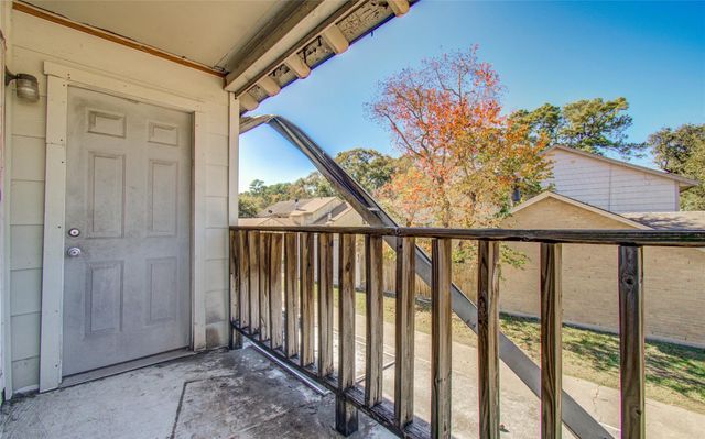 5618 Easthampton Drive D, Houston, TX 77039