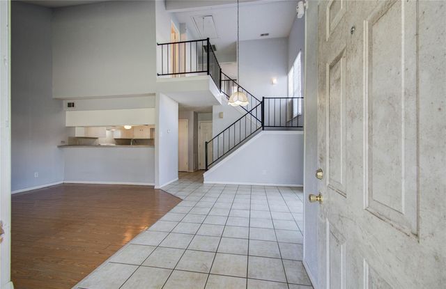 5618 Easthampton Drive D, Houston, TX 77039