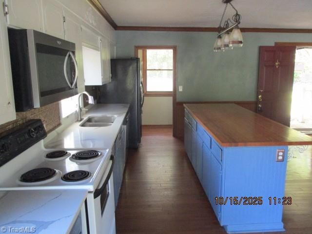 107 Glenwood Avenue, Jonesville, NC 28642