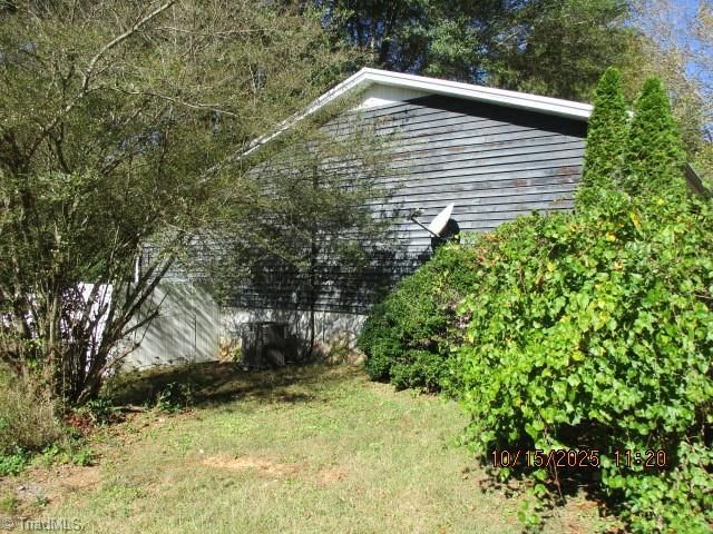 107 Glenwood Avenue, Jonesville, NC 28642